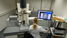 Transmission Electron Microscope (Zeiss 906 E)