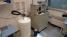 High pressure freezer (Wohlwend HPF Compact 03)