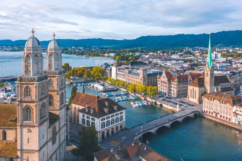 Skyline Zürich.jpg