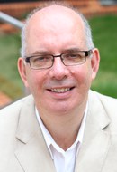 Foto Prof. Allan Young 
