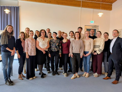 Delegation aus Slowakei und Tschechien sowie Heidi Altmann, Irene Michalk und Ida Schönfeld aus der BioBank Dresden