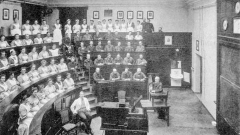 Vortragssaal in der Neuen Königliche Frauenklinik, Lichtdruckbild 1906