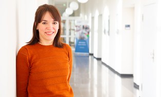 Portraitbild von Eva Bibrack