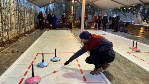 Eisstockschießen im Paul Rackwitz "Neue Welt", Großer Garten Dresden