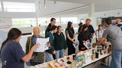 Lange Nacht der Wissenschaften 2024 | PLID Infostand 