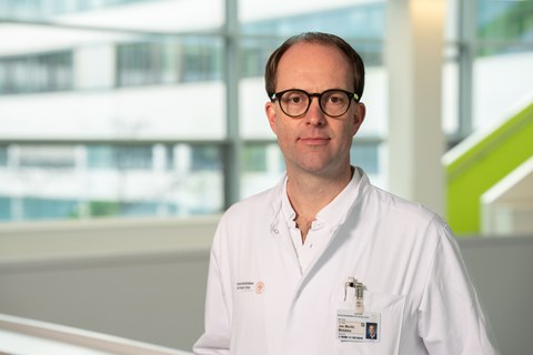 Dr. Jan Moritz Middeke