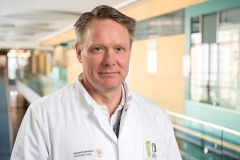 Foto von Prof. Hagen Huttner.