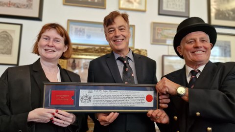 transCampus Dekan Prof. Stefan Bornstein als Freeman of the City of London ausgezeichnet