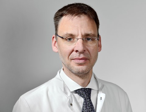 Prof. Dr. Mario Rüdiger
