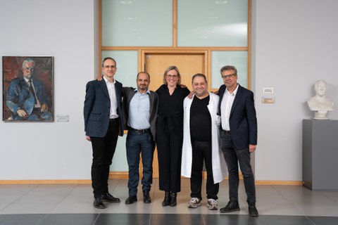 v.l.n.r.: Prof. Dr. Christian Hannig, Prof. Dr. Ali El-Armouche, Prof. Dr. Dr. Esther G. C. Troost, Prof. Dr. Ilker Eyüpoglu, Prof. Dr. Steffen Heide