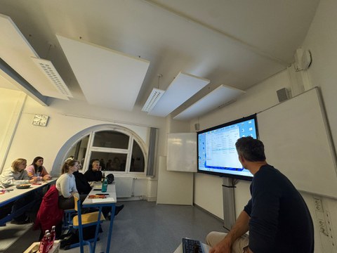 Prof. Distler, MIC Einführung