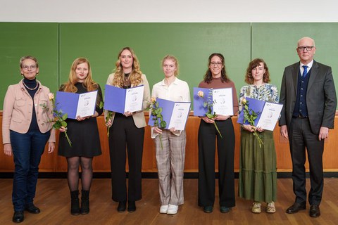 Auszeichnung Karl Trinks Urkunde TUD-Absolventen 2025