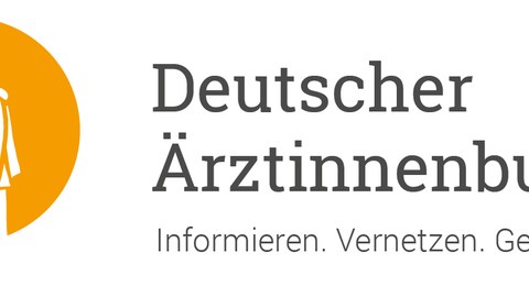 Logo des Deutschen Ärztinnenbund e. V., zeigt im Profil eine stilisierte Frau mit einer Schale in der Hand und einer Schlange über der Schulter, dazu der Schriftzug nDeutescher Ärztinnenbund Informieren Vernetzen Gestalten.