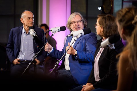 Prof. Thomas Südhof, Dr. Peter Plaßmeyer, Dr. Nora Herzog im Gespräch
