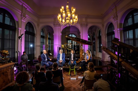 Prof. Thomas Südhof, Dr. Peter Plaßmeyer, Dr. Nora Herzog, Dr. Magdalena Wekenborg im Gespräch
