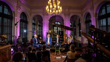 Prof. Thomas Südhof, Dr. Peter Plaßmeyer, Dr. Nora Herzog, Dr. Magdalena Wekenborg im Gespräch