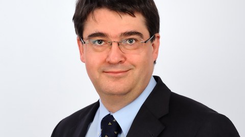 Prof Michael Baumann