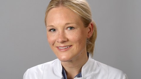Dr. Lena Seifert