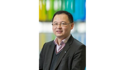Xinliang_Feng