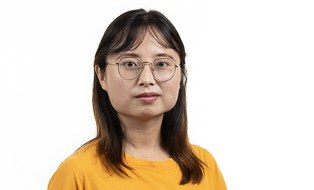 Jing Li, portrait