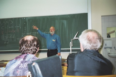 AAA60 - Photo