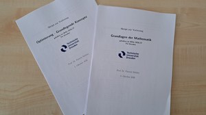 Zwei Lehrskripte