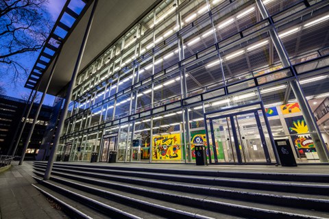 Ein Bild vom Hörsaalzentrum (front)