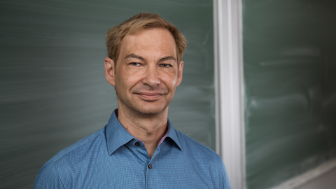 Ein Foto von Professor René Schilling
