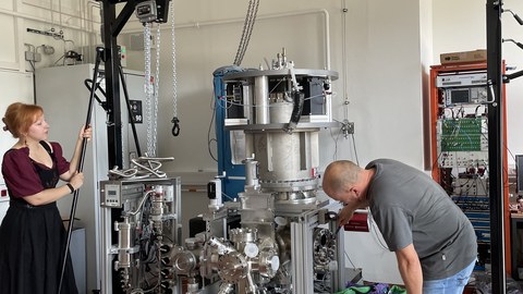 confocal_cryo_installed