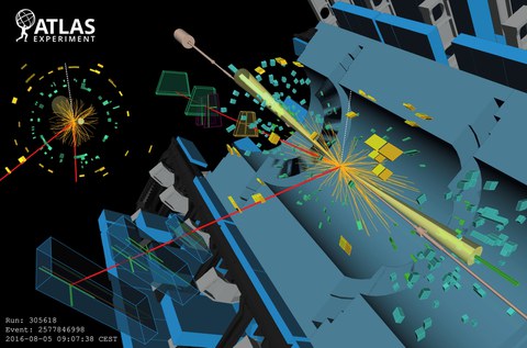 Ereignisdarstellung einer Proton-Proton-Kollision im ATLAS-Detektor am CERN mit farbigen Spuren und Signalen