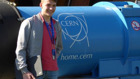 Tim Hebenstreit am CERN