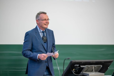 Der Vorsitzende des Preiskomitees, Prof. Roland Ketzmerick