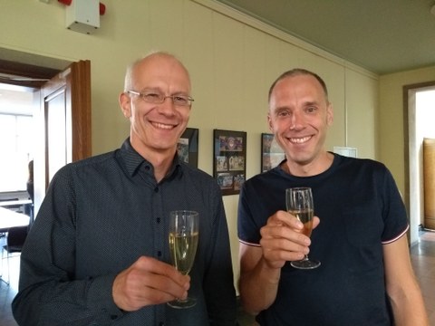 Prof. Matthias Vojta (l.) und Prof. Stephan Grill