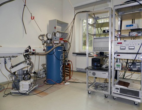 NMR