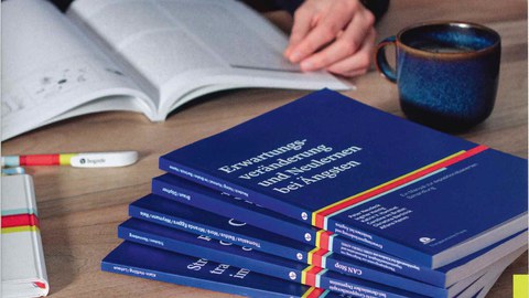 Buchveröffentlichung: Erwartungsveränderung und Neulernen bei Ängsten
