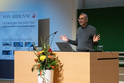 Nobelpreisträger Venkatraman (Venki) Ramakrishnan zu Gast an der TU Dresdeny