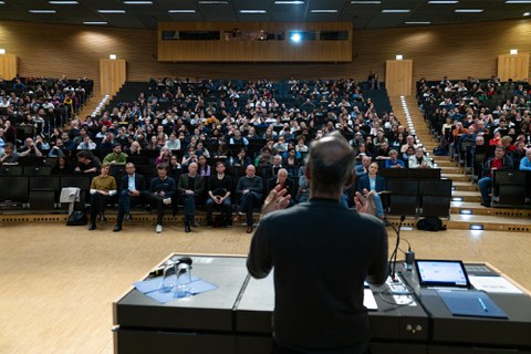 Nobelpreisträger Venkatraman (Venki) Ramakrishnan zu Gast an der TU Dresdeny