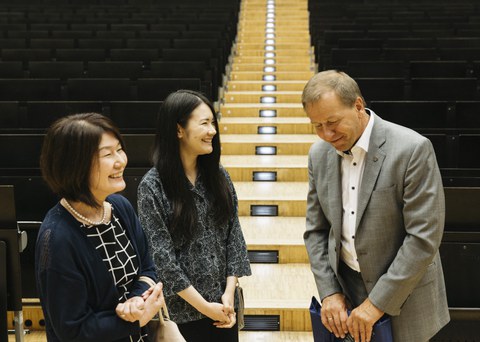 Prof. Kirschbaum mit Familie Kajita