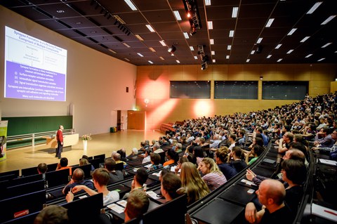 Nobelpreisträger Tom Südhof im Audimax der TUD