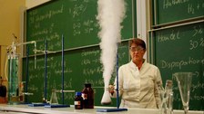 Experimente während der Chemievorlesung