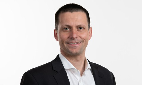 Porträtaufnahme Hans Kleemann.