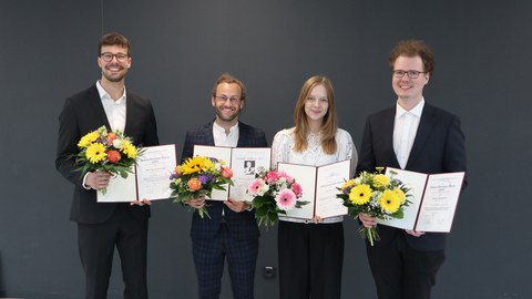 Alle Preisträger und die Preisträgerin beim 31. Dresdner Photonik-Kolloquium