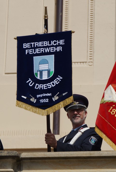 Fahne der Betrieblichen Feuerwehr