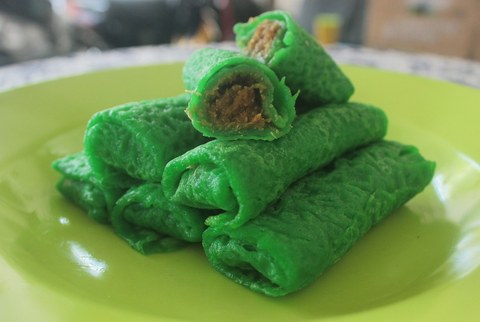 bright green pancake rolls