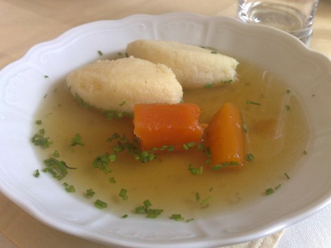 Grießnockerl Suppe