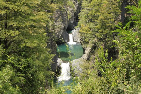 Wasserfall mit Seen