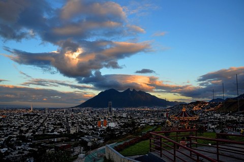 Monterrey_Pixabay_mikefoster