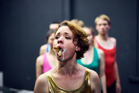 Protraitfoto von einer Schauspielerin vom Theater der TU Dresden "die Bühne"