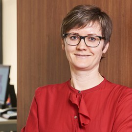 Dr. Julia Lyubina