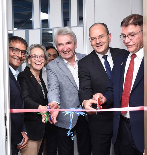 Im Oktober 2024 eröffneten der Freistaat Sachsen und TUD ein wissenschaftliches Koordinationsbüro in Indien.